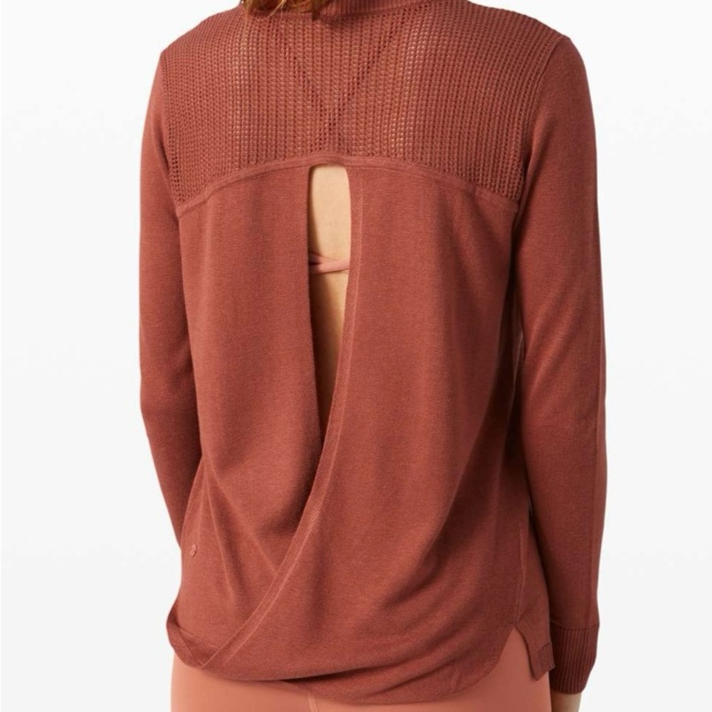 Lululemon Back to Balance Long
Sleeve Sweater
Rustic Clay